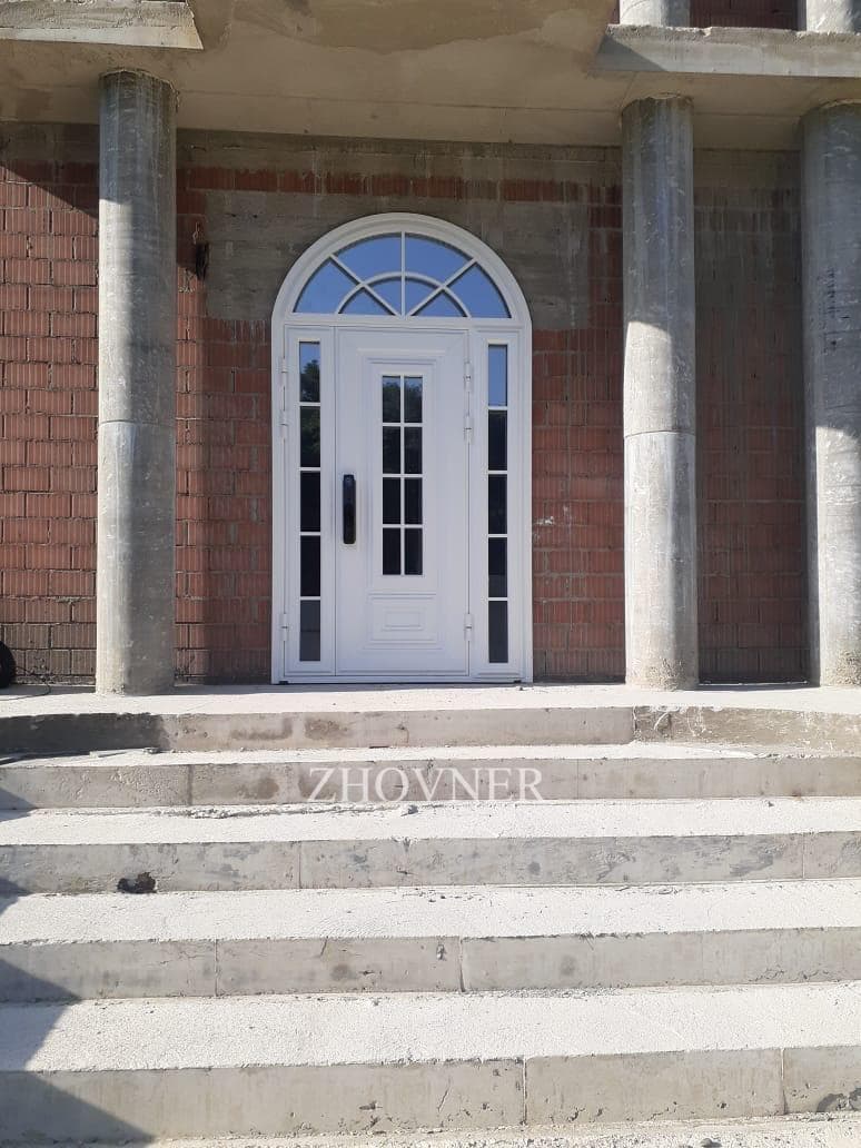 Пример-17 с витражами - фото 1